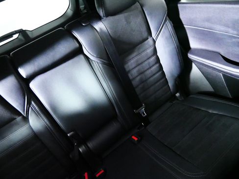 Used 2025 Mitsubishi Outlander SE AWD/4WD image 14