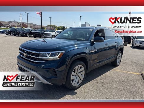 Used 2021 Volkswagen Atlas Cross Sport SE w/ Panoramic Sunroof Package image 5