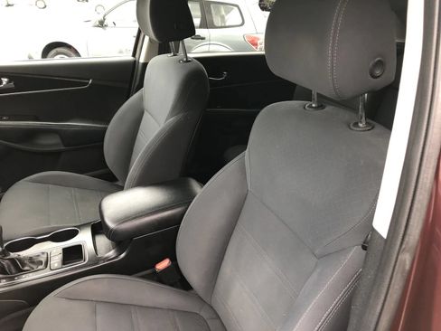 Used 2019 Kia Sorento AWD V6 image 20