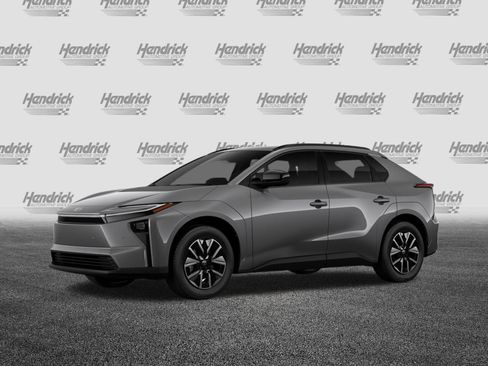 Used 2026 Toyota bZ FWD image 17