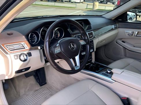 Used 2016 Mercedes-Benz E 350 E 350 Luxury image 17