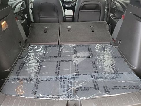 Used 2021 Chevrolet TrailBlazer RS w/ Convenience Package image 42