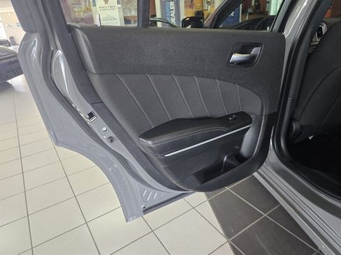 Used 2023 Dodge Charger SXT RWD image 10