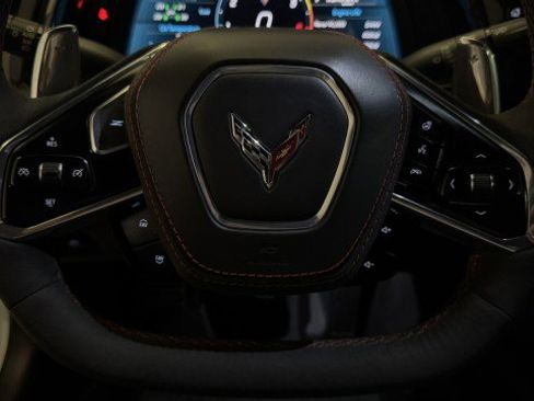 Used 2023 Chevrolet Corvette Stingray Premium Cpe w/ Z51 Performance Package image 9