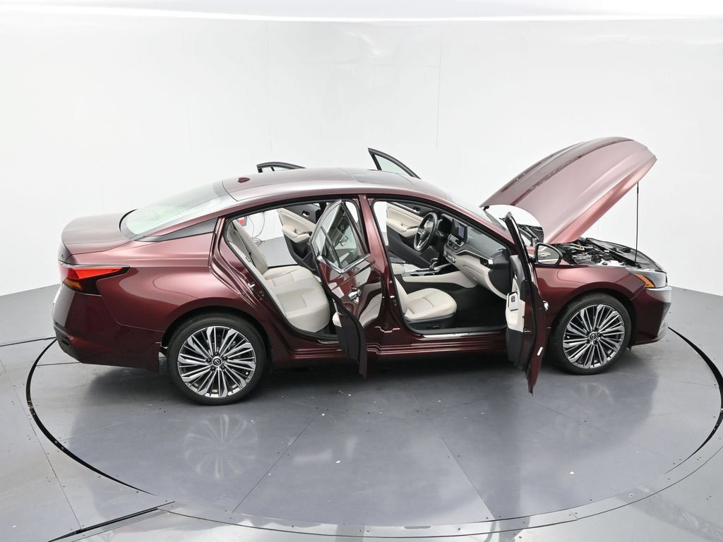 Used 2023 Nissan Altima 2.5 SL AWD/4WD image 24