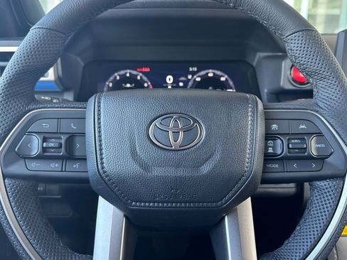 New 2025 Toyota Tacoma TRD Off-Road image 25