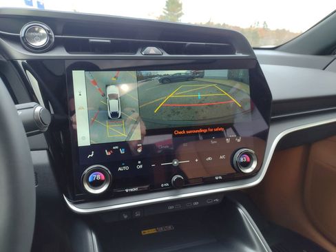 Used 2025 Lexus RZ 450e image 27