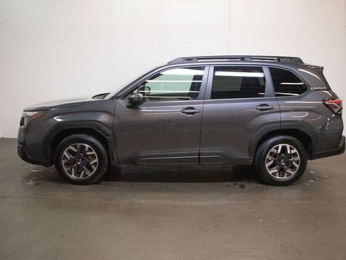 Used 2026 Subaru Forester Premium AWD/4WD image 7