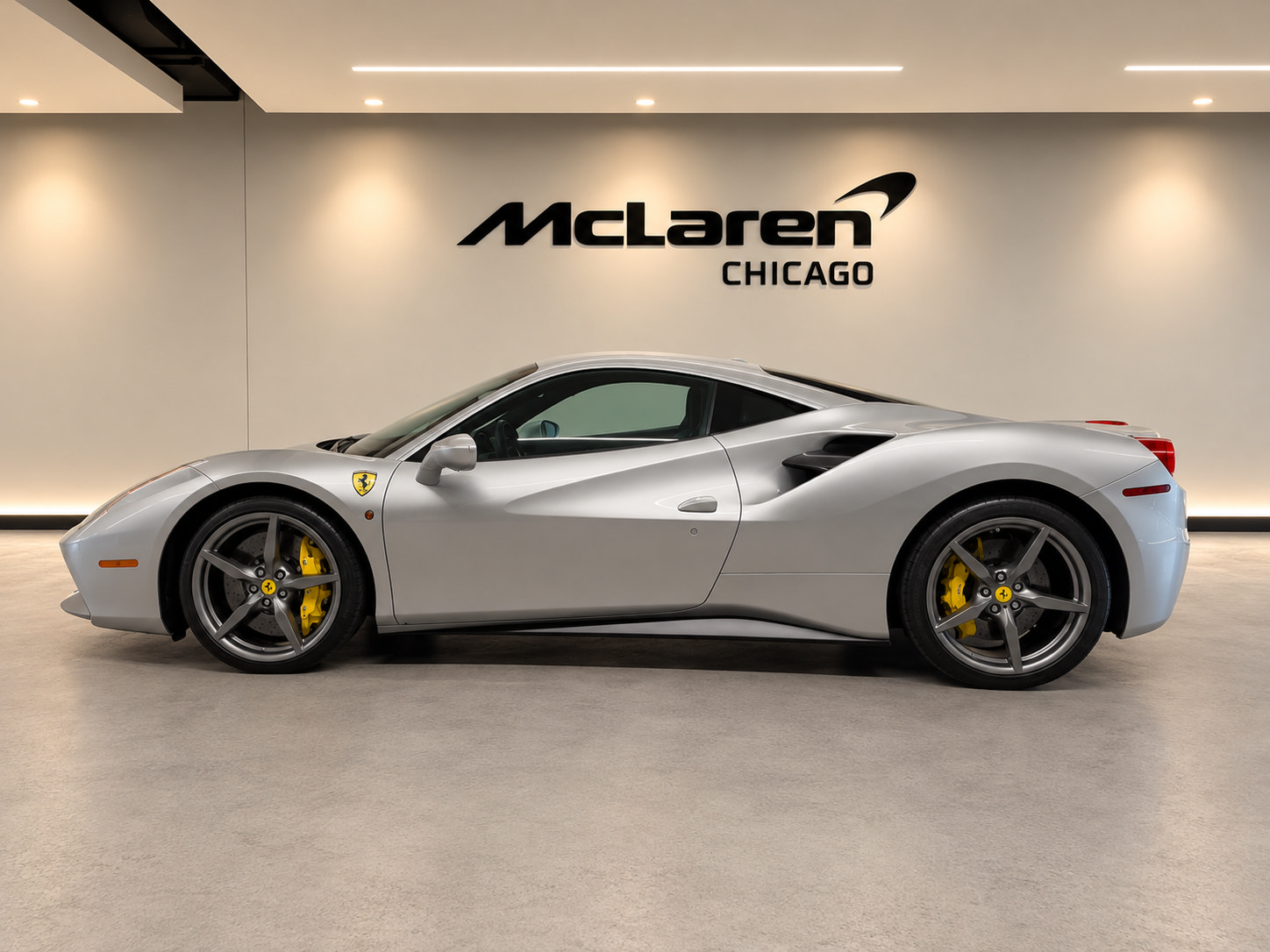 Used 2016 Ferrari 488 GTB RWD image 29