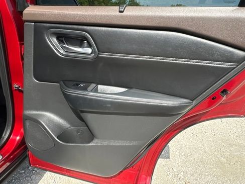 Used 2023 Nissan Rogue SL w/ SL Premium Package FWD image 20