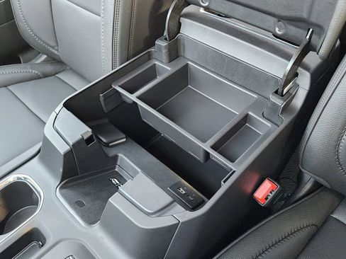 New 2026 GMC Sierra 1500 Denali w/ Denali Reserve Package image 32