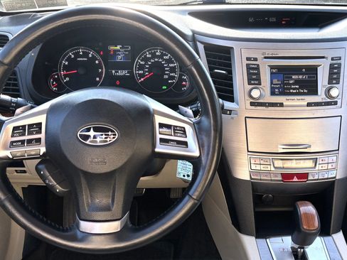 Used 2014 Subaru Outback 2.5i Limited w/ Moonroof Package image 10