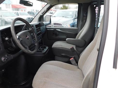Used 2013 GMC Savana 2500 w/ Power Package image 32