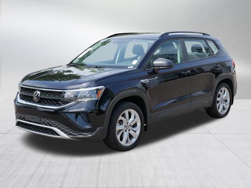 Used 2023 Volkswagen Taos S AWD/4WD image 3