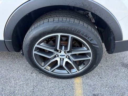 Used 2017 Ford Explorer Sport w/ Equipment Group 401A image 46