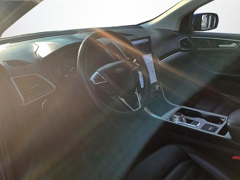 Used 2022 Ford Edge SEL w/ Convenience Package image 17