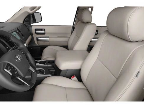 Used 2019 Toyota Sequoia Limited w/ Safety & Convenience Package AWD/4WD image 9