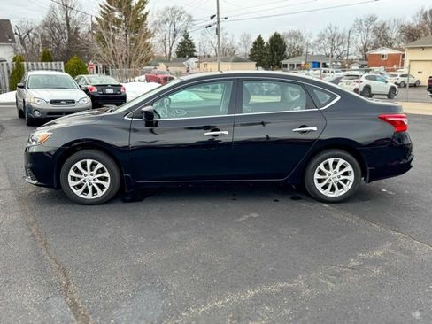 Used 2018 Nissan Sentra SV image 4