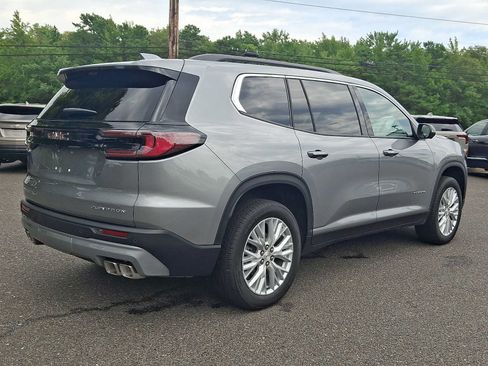 Used 2026 GMC Acadia Elevation w/ Elevation Premium Package AWD/4WD image 6