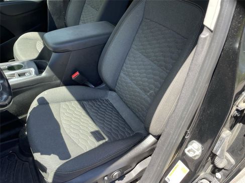 Used 2019 Chevrolet Equinox LT AWD/4WD image 12