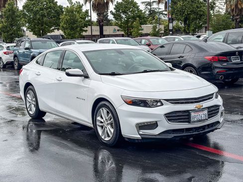 Used 2018 Chevrolet Malibu LT image 5