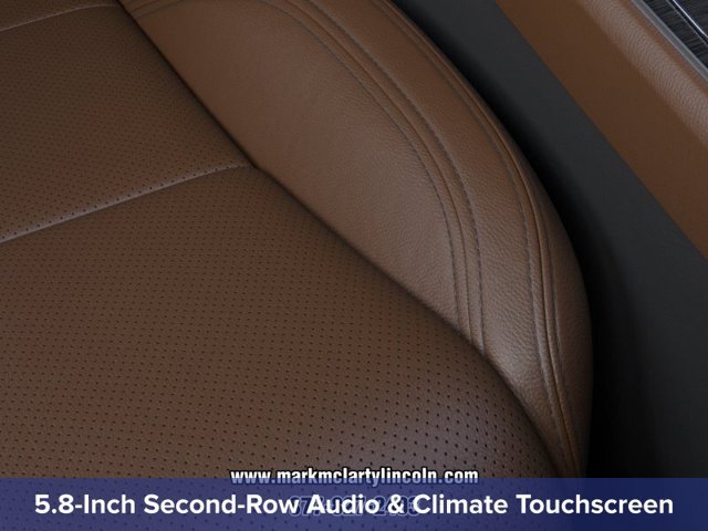 New 2026 Lincoln Aviator Reserve w/ Luxury Package RWD image 18