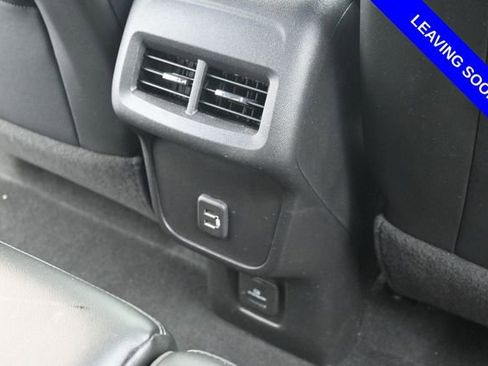 Used 2022 Chevrolet Equinox Premier FWD image 30