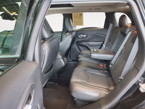 Used 2014 Jeep Cherokee Limited w/ Luxury Group FWD image 20