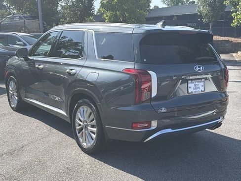 Used 2020 Hyundai Palisade Limited FWD image 6