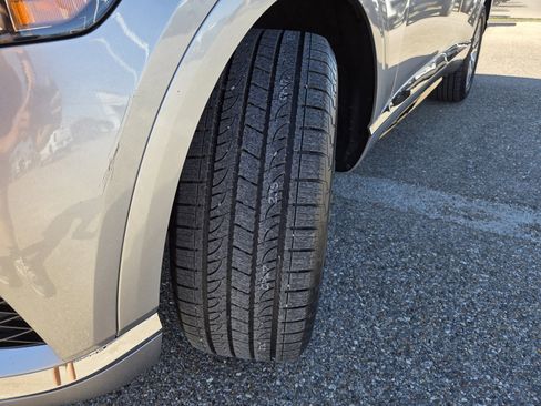 Used 2025 Genesis GV80 2.5T Standard image 10