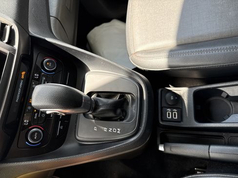 Used 2021 Ford Transit Connect XL FWD image 24