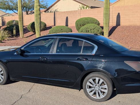 Used 2011 Honda Accord EX-L image 5