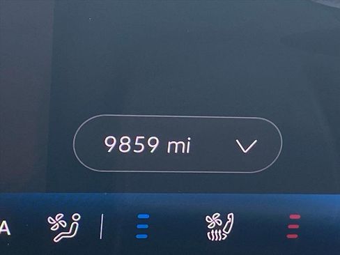 Used 2025 Volkswagen ID.4 Pro S image 17