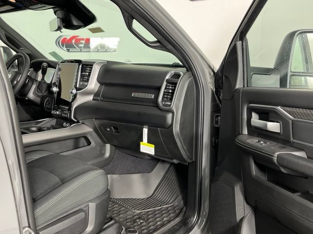 New 2027 RAM 3500 Big Horn AWD/4WD image 29