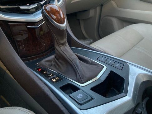 Used 2016 Cadillac SRX Luxury w/ Driver Awareness Package image 22