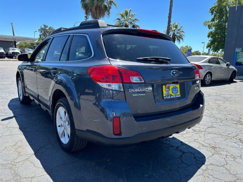 Used 2014 Subaru Outback 2.5i Premium AWD/4WD image 6