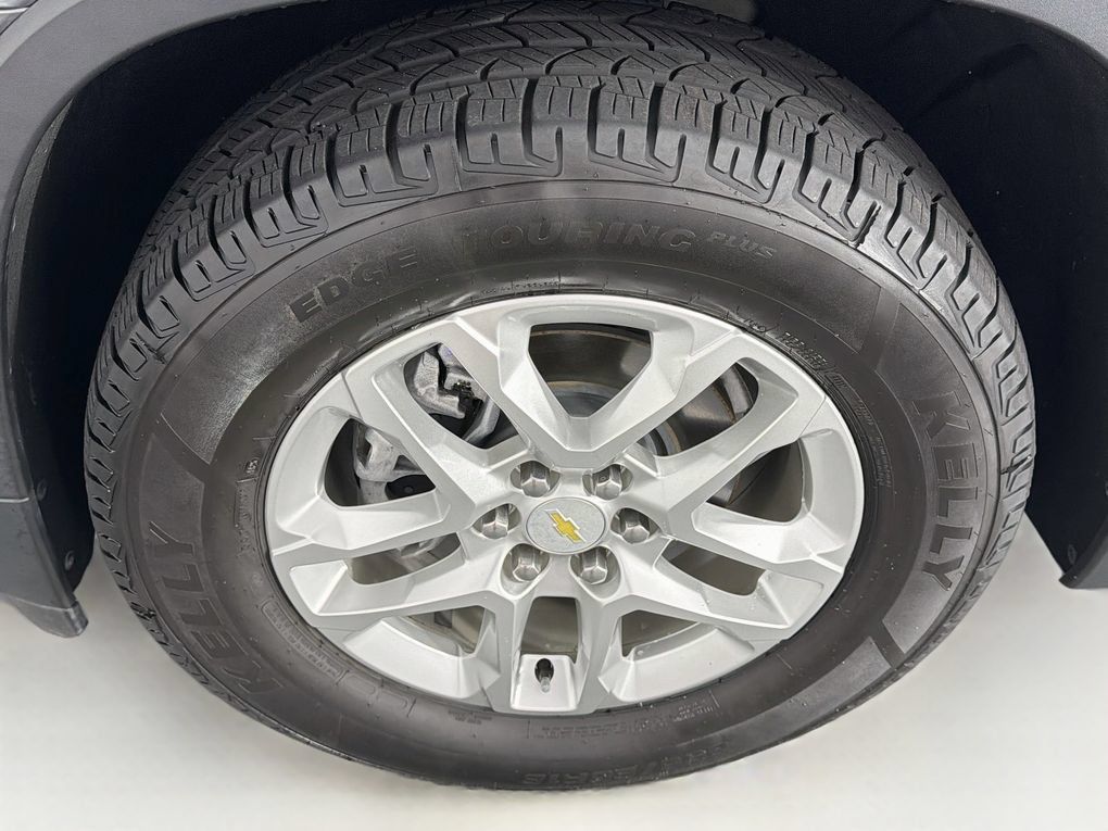Used 2021 Chevrolet Traverse LT AWD/4WD image 32