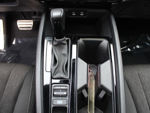 Used 2024 Honda Accord Sport image 16