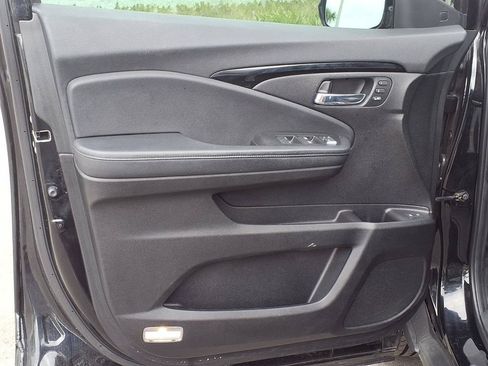 Used 2021 Honda Pilot Elite image 29