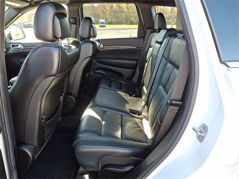 Used 2014 Jeep Grand Cherokee Limited image 10