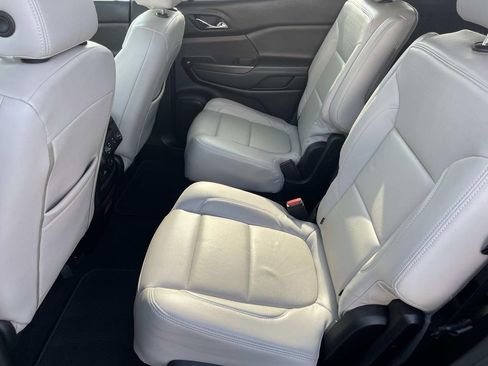 Certified 2018 GMC Acadia SLT image 12