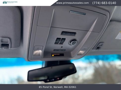 Used 2015 GMC Yukon Denali image 33