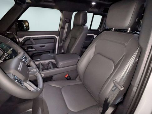 New 2026 Land Rover Defender 110 X-Dynamic SE AWD/4WD image 15