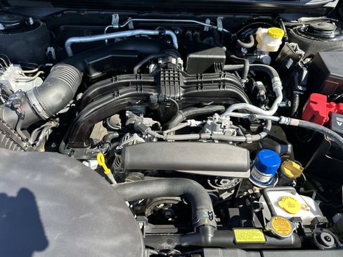 Used 2022 Subaru Outback Limited AWD/4WD image 10