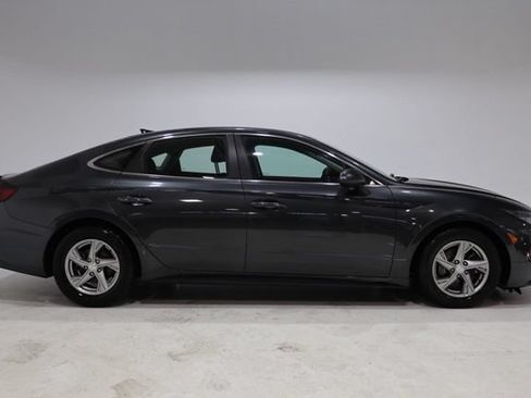 Used 2021 Hyundai Sonata SE FWD image 9