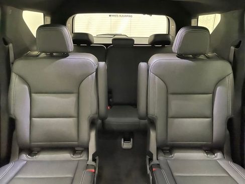 New 2026 Chevrolet Traverse LT w/ Sun and Wheel Package AWD/4WD image 14