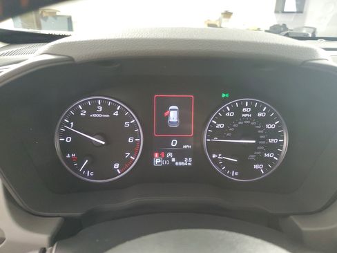 Used 2025 Subaru Crosstrek 2.5i Limited w/ Crosstrek Mirror Package image 26