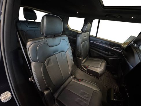 Used 2023 Jeep Grand Cherokee L Overland w/ Rear Seat Video Group I image 18