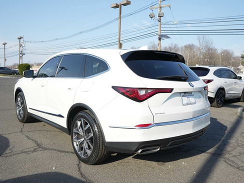 Certified 2024 Acura MDX SH-AWD w/ Technology Package image 4