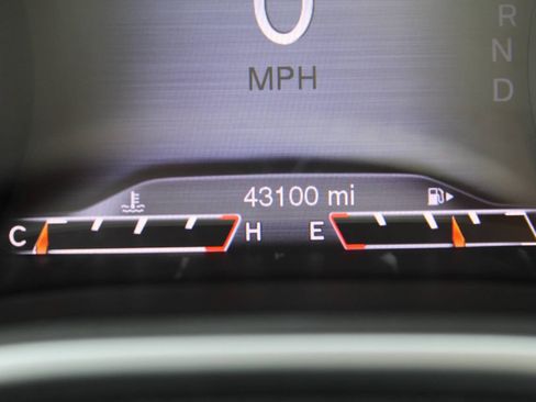 Used 2014 Jeep Cherokee Trailhawk w/ Technology Group AWD/4WD image 9
